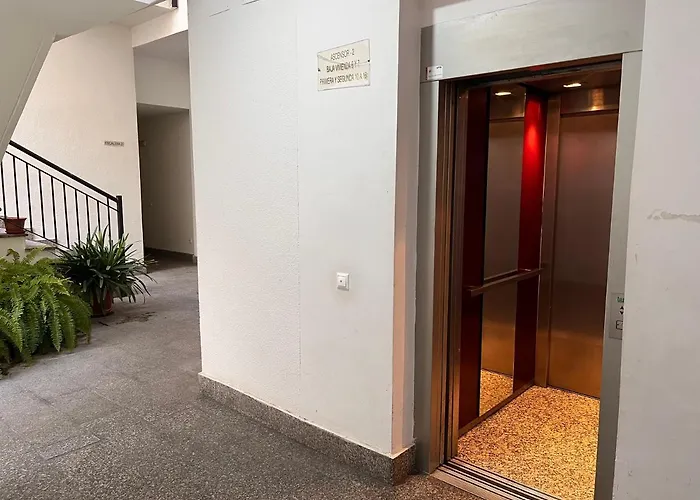 Camerino Del Falla Grupo Ac Gestion Lejlighed