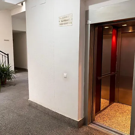Camerino Del Falla Grupo Ac Gestion Apartament